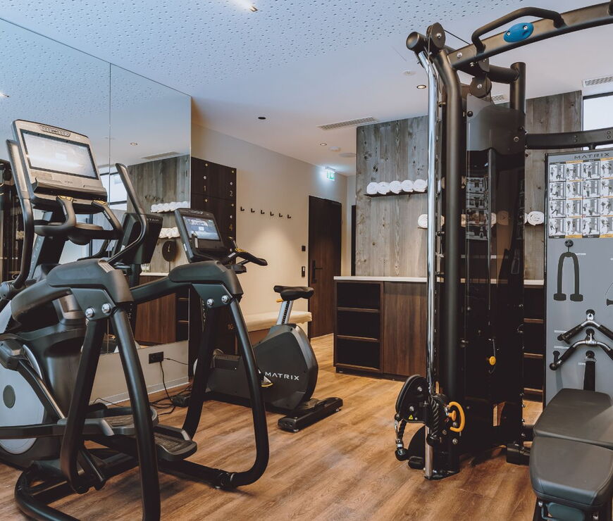 Fitnessraum mit modernen Geräten im Glemm Fitnessraum mit modernen Geräten im Glemm
